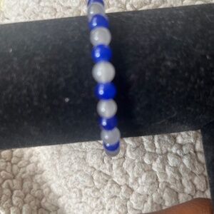 Blue and gray men’s bracelet